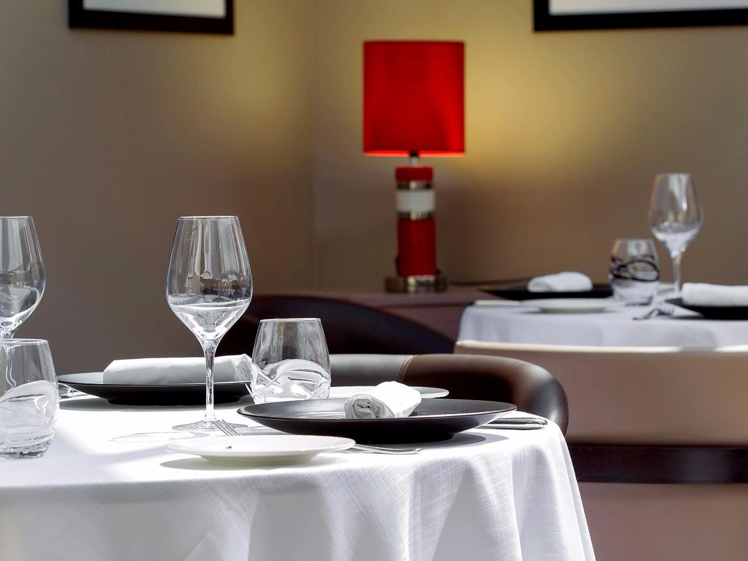 Hotel Blanc Marigny-Saint-Marcel Εξωτερικό φωτογραφία