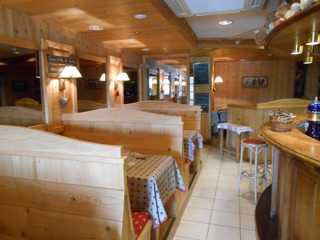 Hotel Blanc Marigny-Saint-Marcel Εξωτερικό φωτογραφία