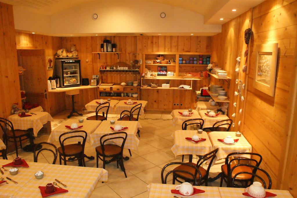 Hotel Blanc Marigny-Saint-Marcel Εξωτερικό φωτογραφία